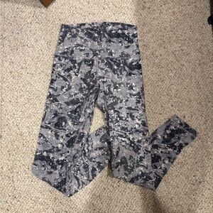 lululemon athletica Black and Gray Patterned Leggings